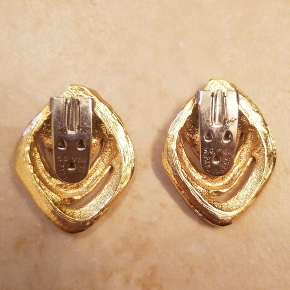 vintage gold painted shoe clips - Picture 2 of 3